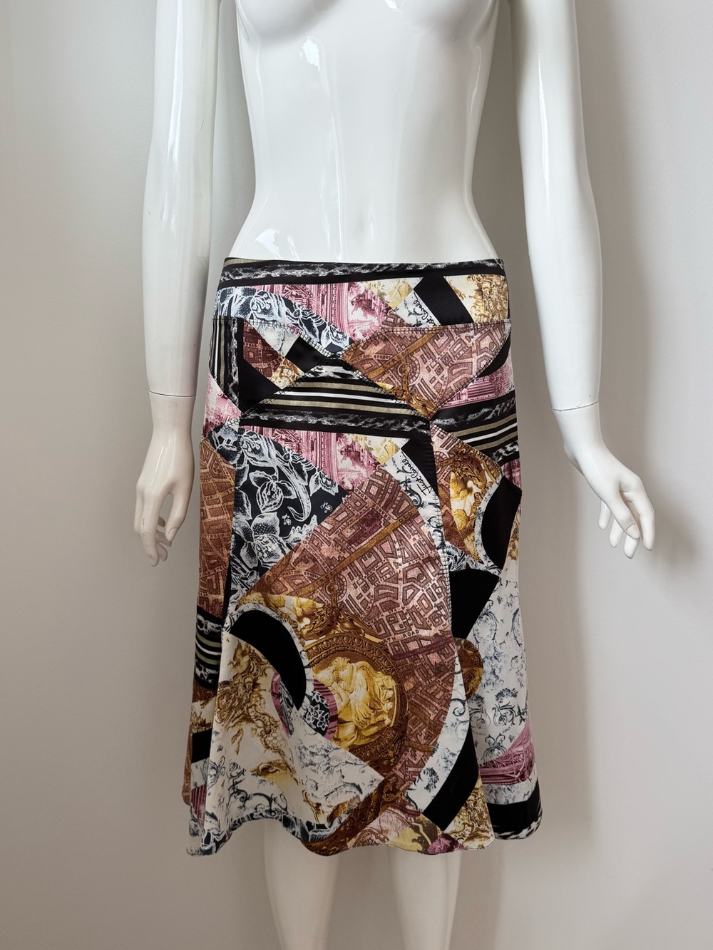 Roberto cavalli graphic satin knee length skirt